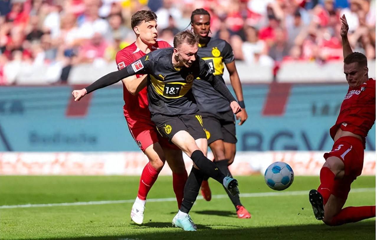 C7娱乐官方网站-弗赖堡主场大胜汉诺威，豪取五连胜(弗赖堡球员)