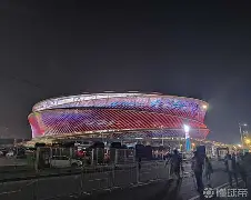 球场上的新风采!球员们展现出色技术和团队合作的简单介绍 球场上的新风采!球员们展现出色技术和团队合作的简单介绍